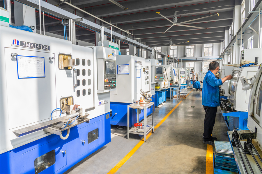 外輪チャンネル研削盤